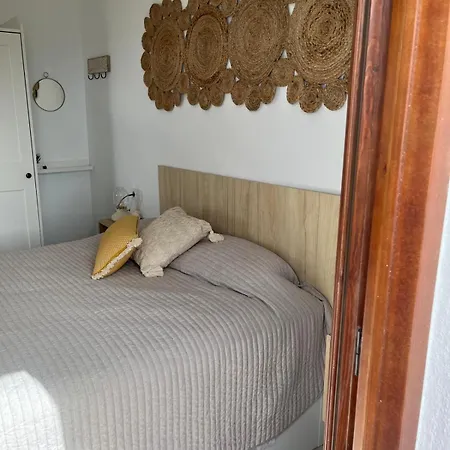Apartamento En El Castillo De *